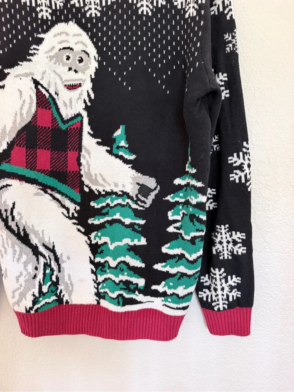 Ugly Christmas Sweater Brand - Yeti Abominable Snowman - Men's XL